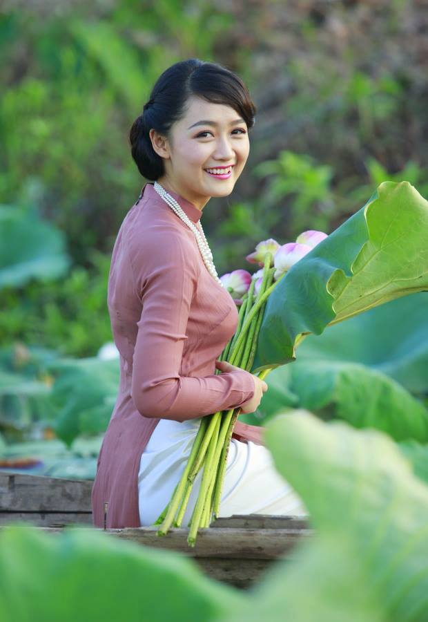 Hình ảnh gợi cảm hiếm thấy của MC thời sự từng thi hoa hậu Hình ảnh gợi cảm hiếm thấy của MC thời sự từng thi hoa hậu